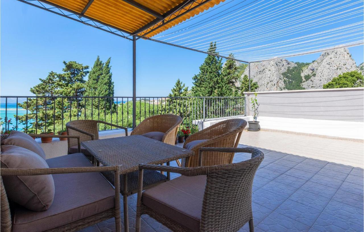 Gorgeous Apartment In Omis With Kitchen Exterior photo